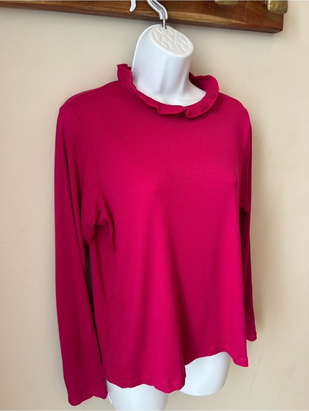 Smash + Tess Fuchsia Ribbed Ruffle Neck Modal Top XL Made in Canada
